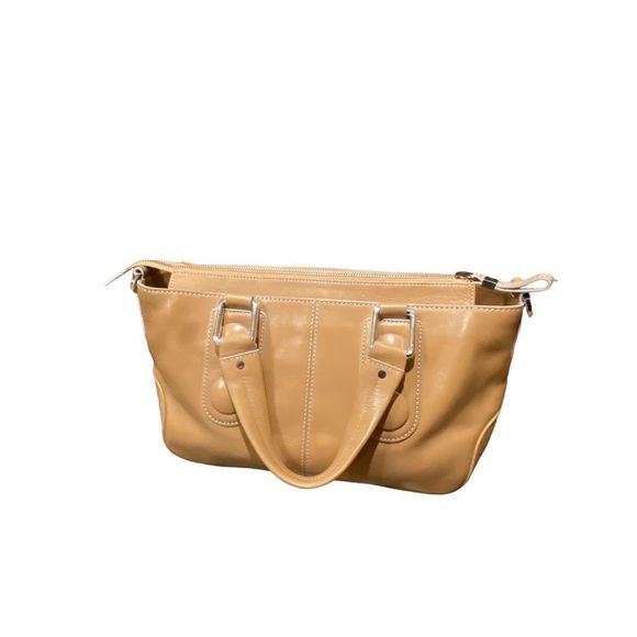 Retro Inspired Roxy Handbag - Picture 2 of 10